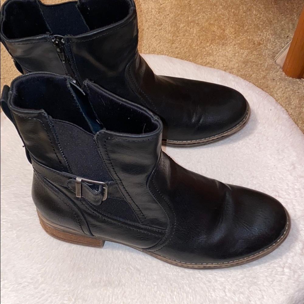 BareTraps Boots!